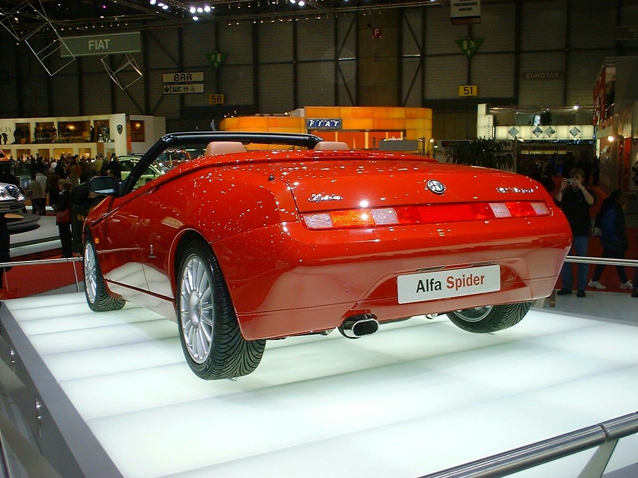 restyled Alfa Romeo Spider in Geneva