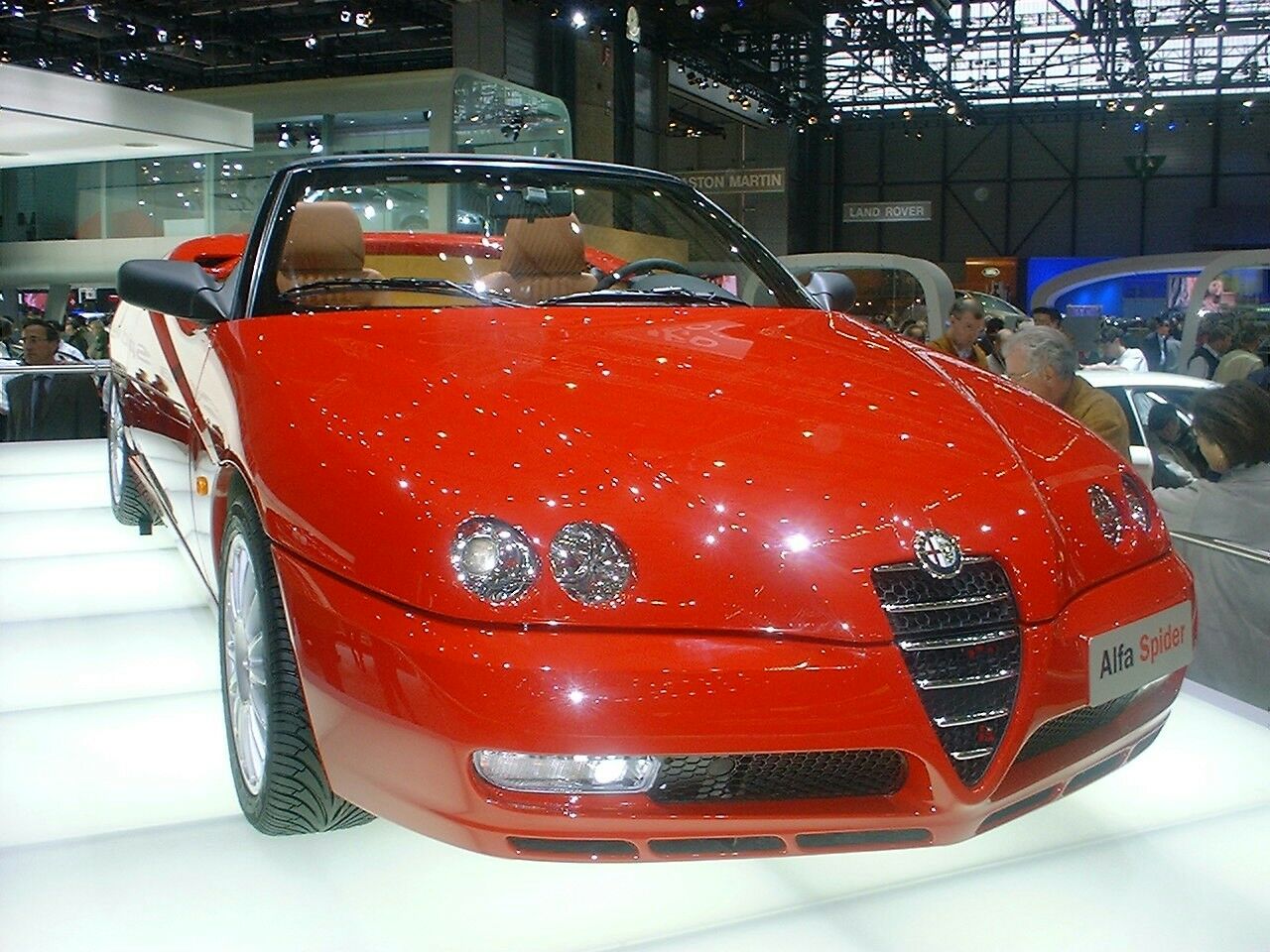 restyled Alfa Romeo Spider in Geneva