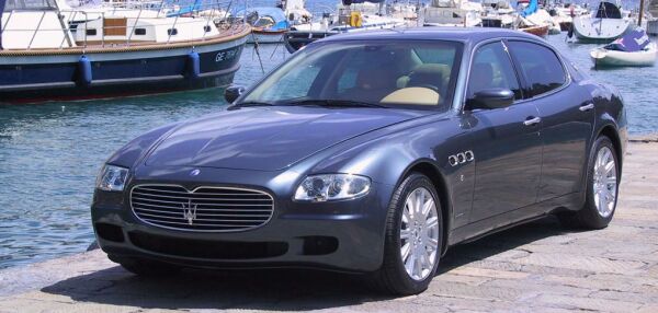 click here to enlarge this image of the Maserati Quattroporte luxury saloon