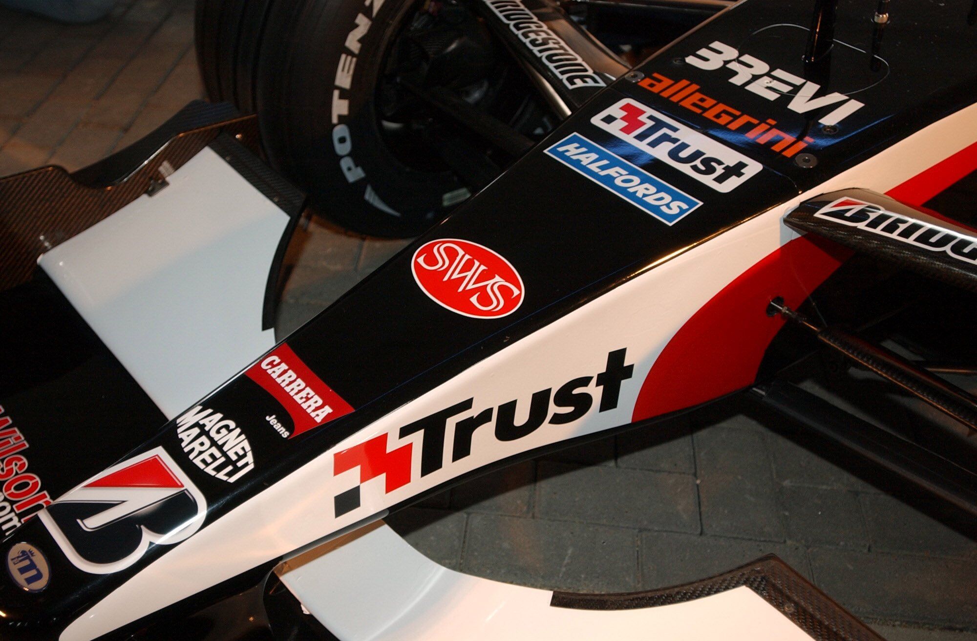 Trust announce title sponsorship deal with the European Minardi Cosworth team