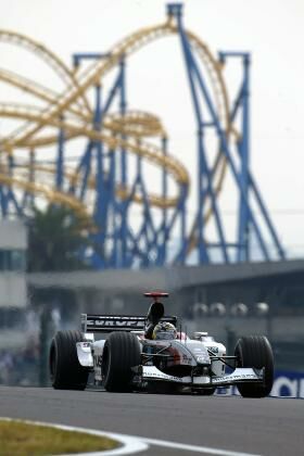 Minardi at the 2003 Japanese Grand Prix at Suzuka