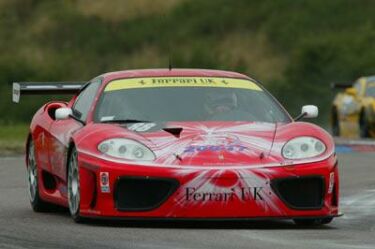 Tim Mullen and Andrew Kirkaldy on their way to second place overall at Thruxton in the Veloqx Motorsports Ferrari 360 Modena