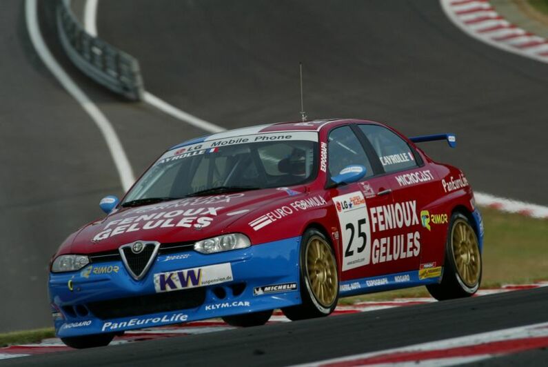 Eric Cayrolle in the Scuderia Bigazzi Alfa Romeo 156GTA. His place is being taken at Anderstorp by Mattias Andersson