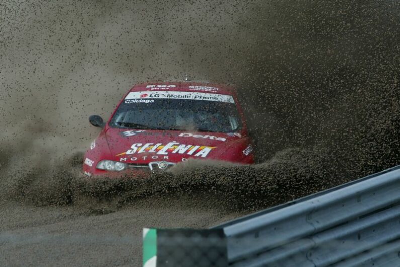 Roberto Colciago hits the gravel trap at Anderstorp