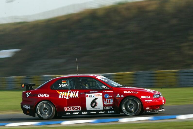 Sebastian Stahl's weekend in the fourth Autodelta Alfa Romeo 156GTA ended on lap four of race one