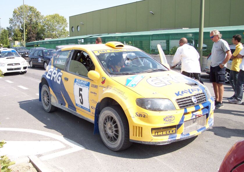 Action from the 2004 Rally dell'Adriatico