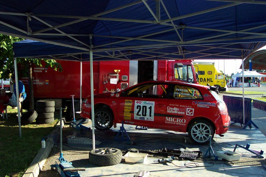 Action from the 2004 Rally Alpi Orientali